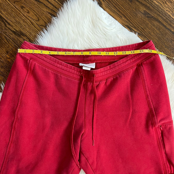 Speedo Womens Cropped Sweatpants Red Mid Rise Pockets Drawstring L - Picture 3 of 9